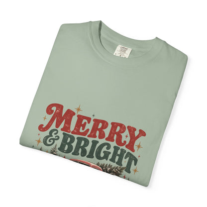 🎄 Merry & Bright Vintage Christmas Tee